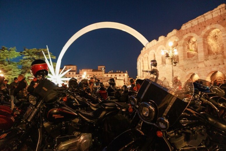 La festa Harley Davidson chiude la stagione - RIPRODUZIONE RISERVATA