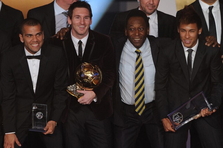 Pelè, Messi, Dani Alves e Neymar © ANSA/AFP