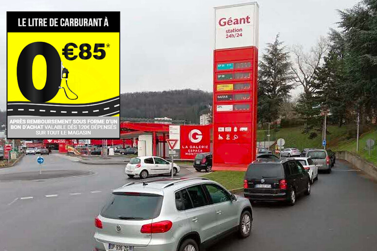 Francia, ai distributori Casino 1 litro costa solo 0,85 euro - RIPRODUZIONE RISERVATA
