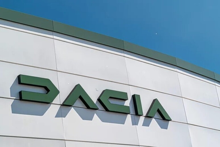 Dacia, il primo semestre 2022 con segno positivo © ANSA/Web