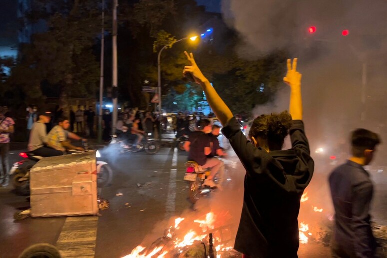 Proteste in Iran dopo la morte di Amini © ANSA/AFP