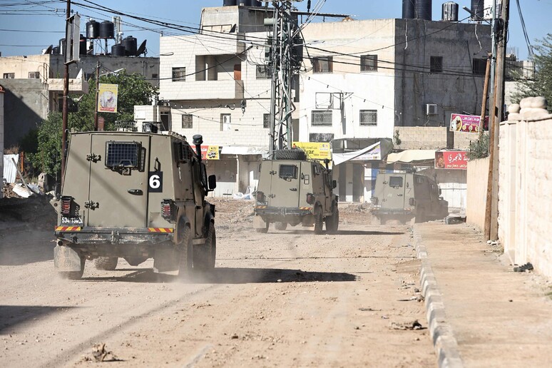 Cisgiordania: media, due feriti in maxi-raid Israele a Jenin © ANSA/AFP