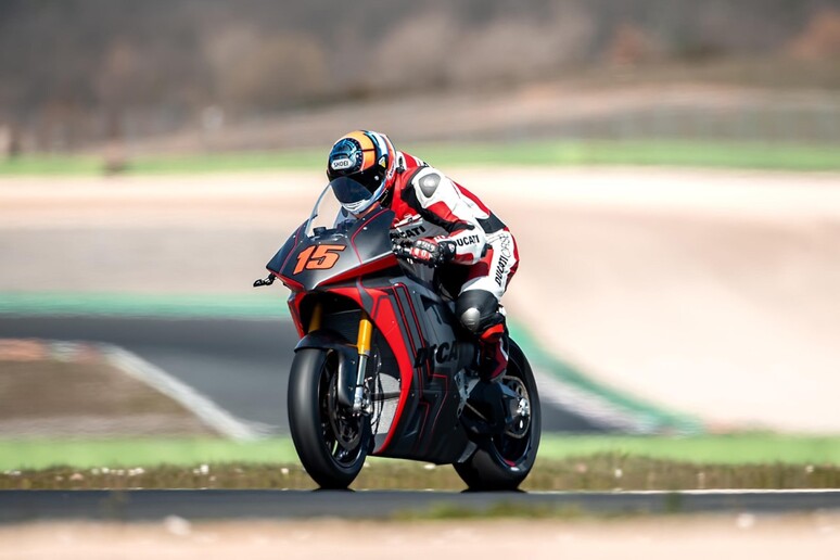 Ducati scende in pista per il Mondiale MotoE 2023 - RIPRODUZIONE RISERVATA
