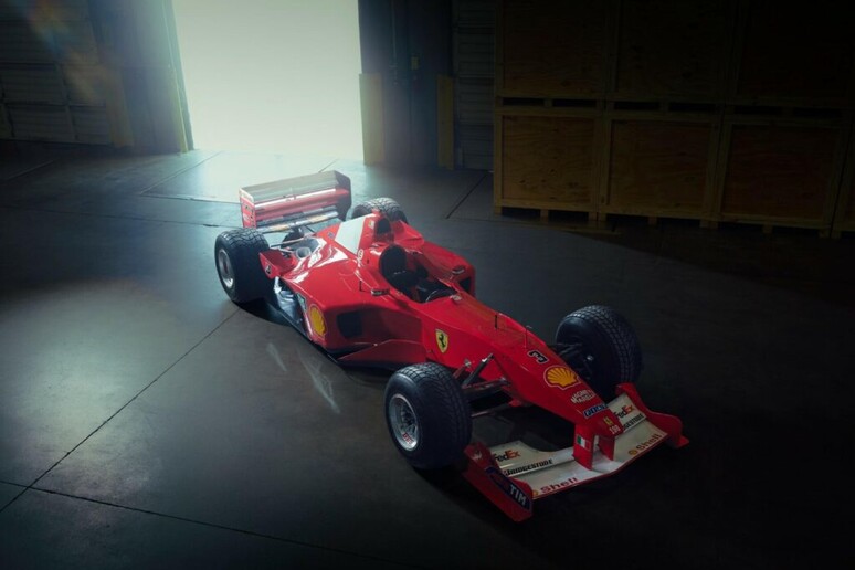 All 'asta la Ferrari F1-2000 guidata da Schumacher © ANSA/www.carscoops.com