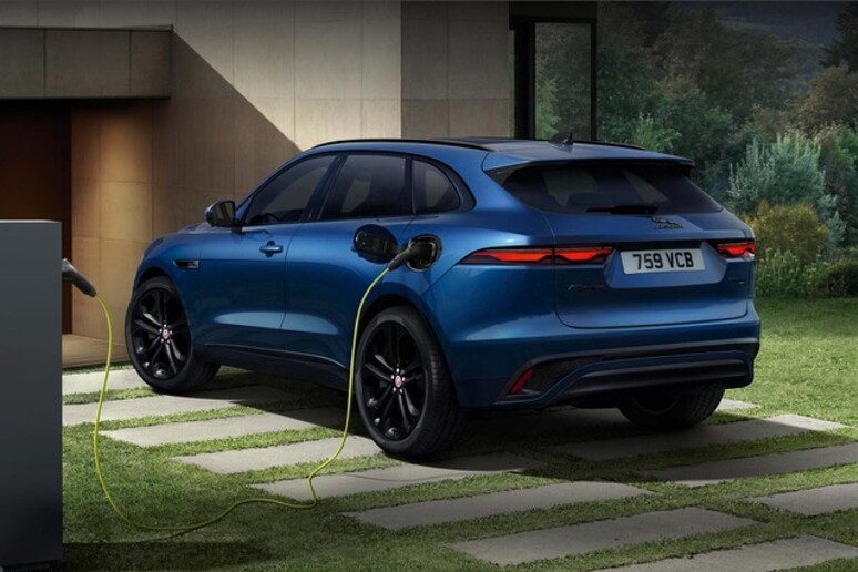 Per Jaguar Land Rover mobilità elettrica parte da conoscenza - RIPRODUZIONE RISERVATA
