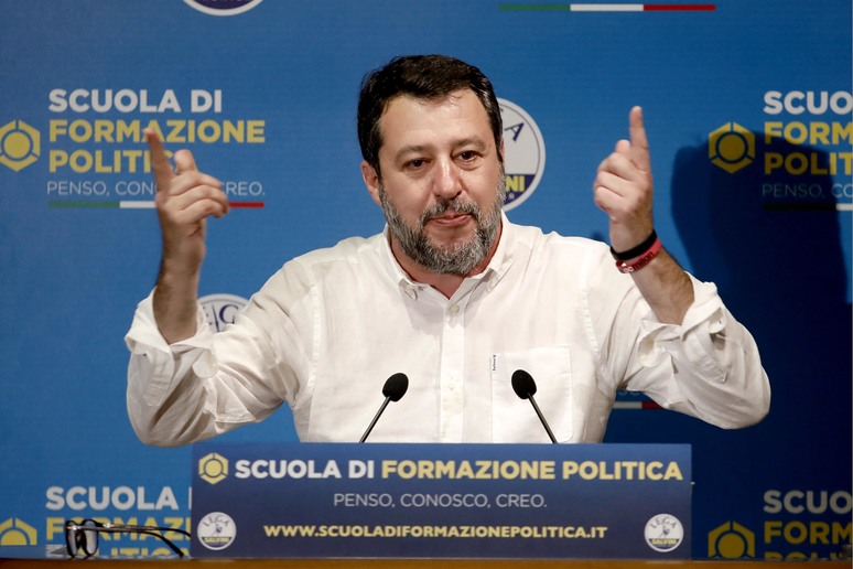 Il ministro delle infrastrutture Matteo Salvini - RIPRODUZIONE RISERVATA