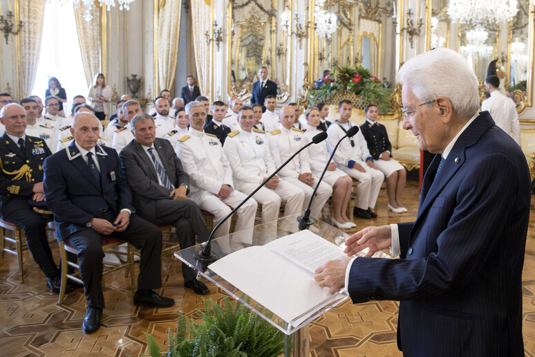 Mattarella riceve il Capo di stato maggiore della Marina - RIPRODUZIONE RISERVATA